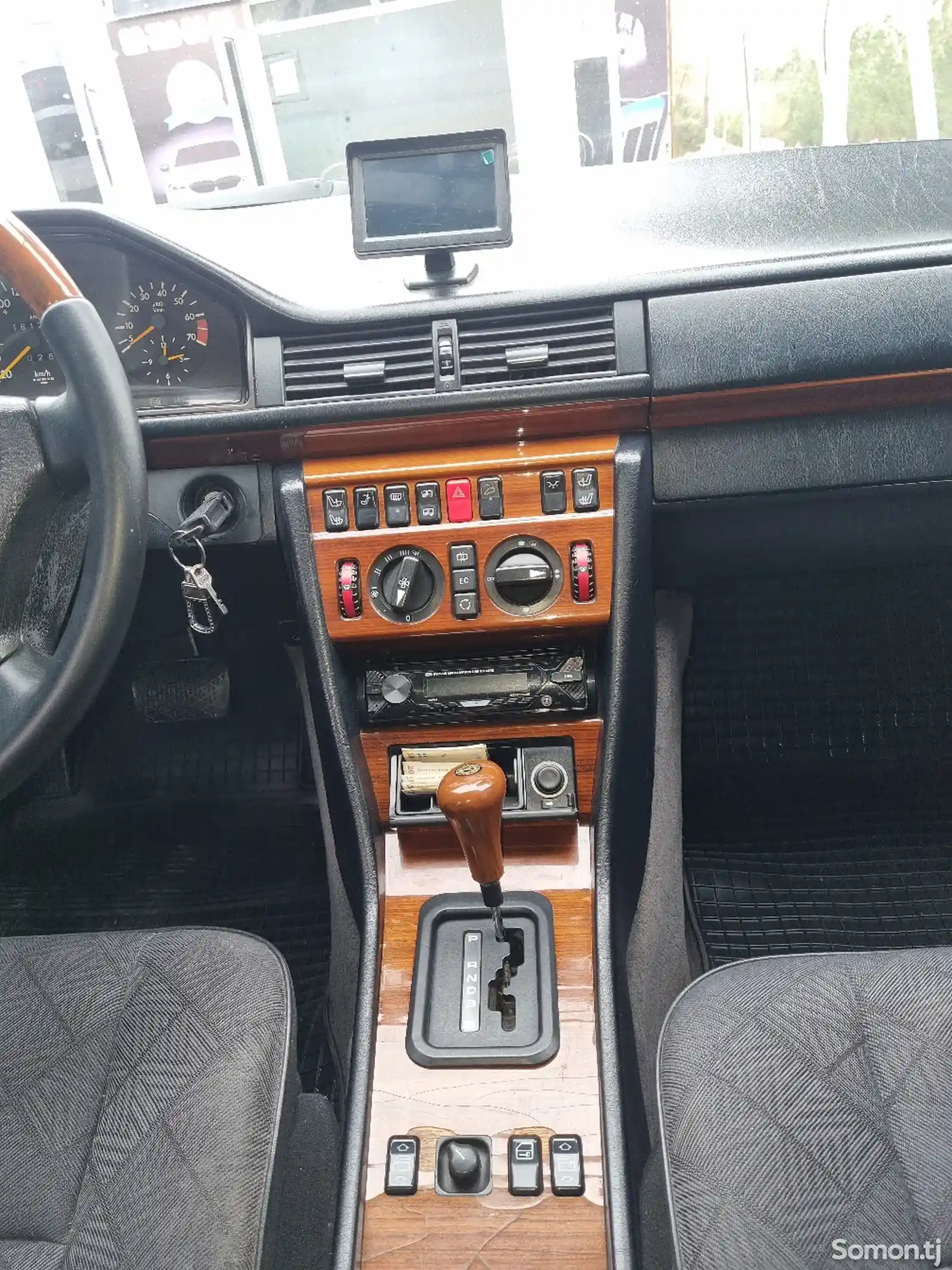 Mercedes-Benz W124, 1994-4
