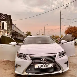 Lexus ES series, 2015