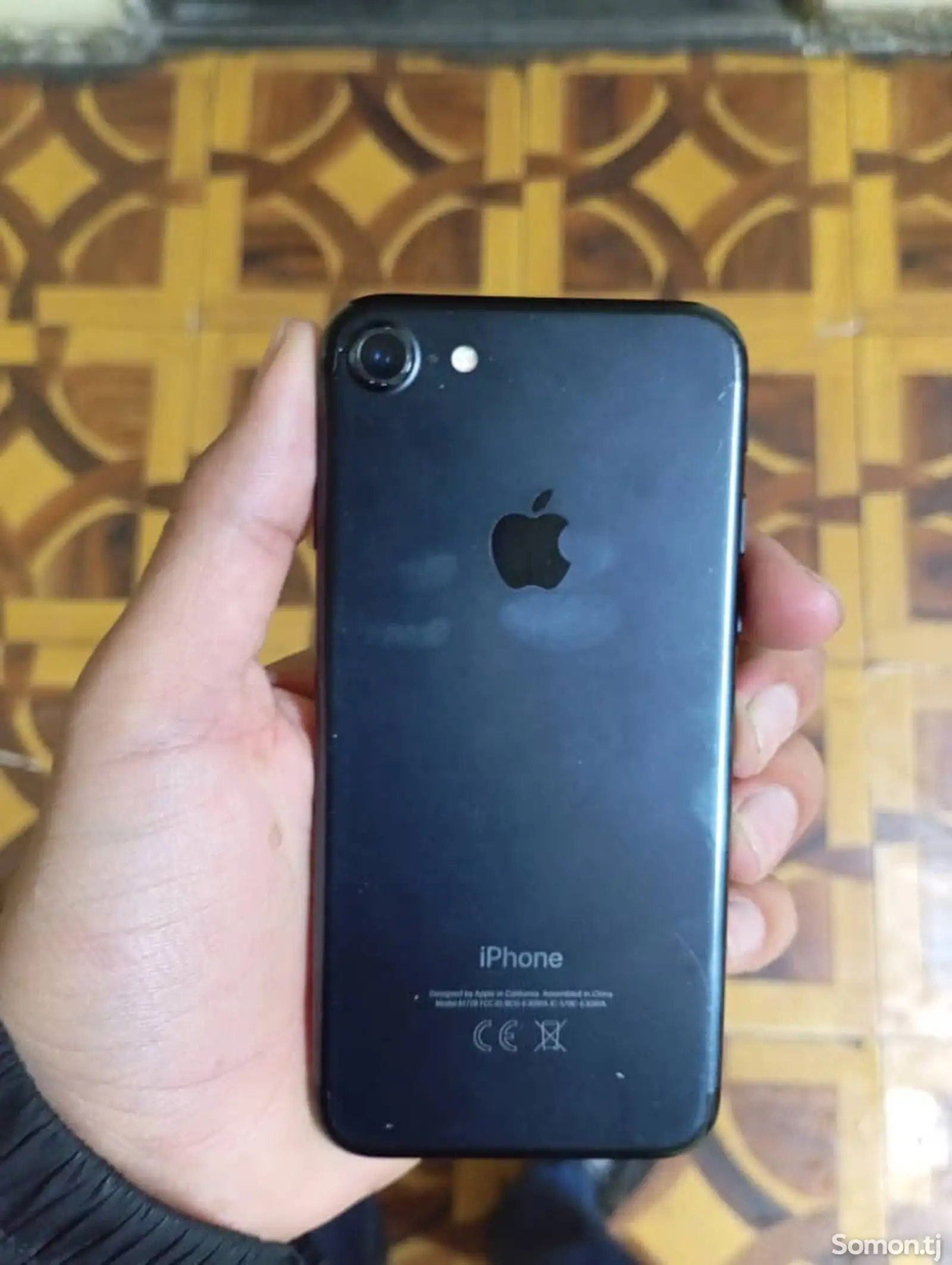 Apple iPhone 7, 32 gb-1