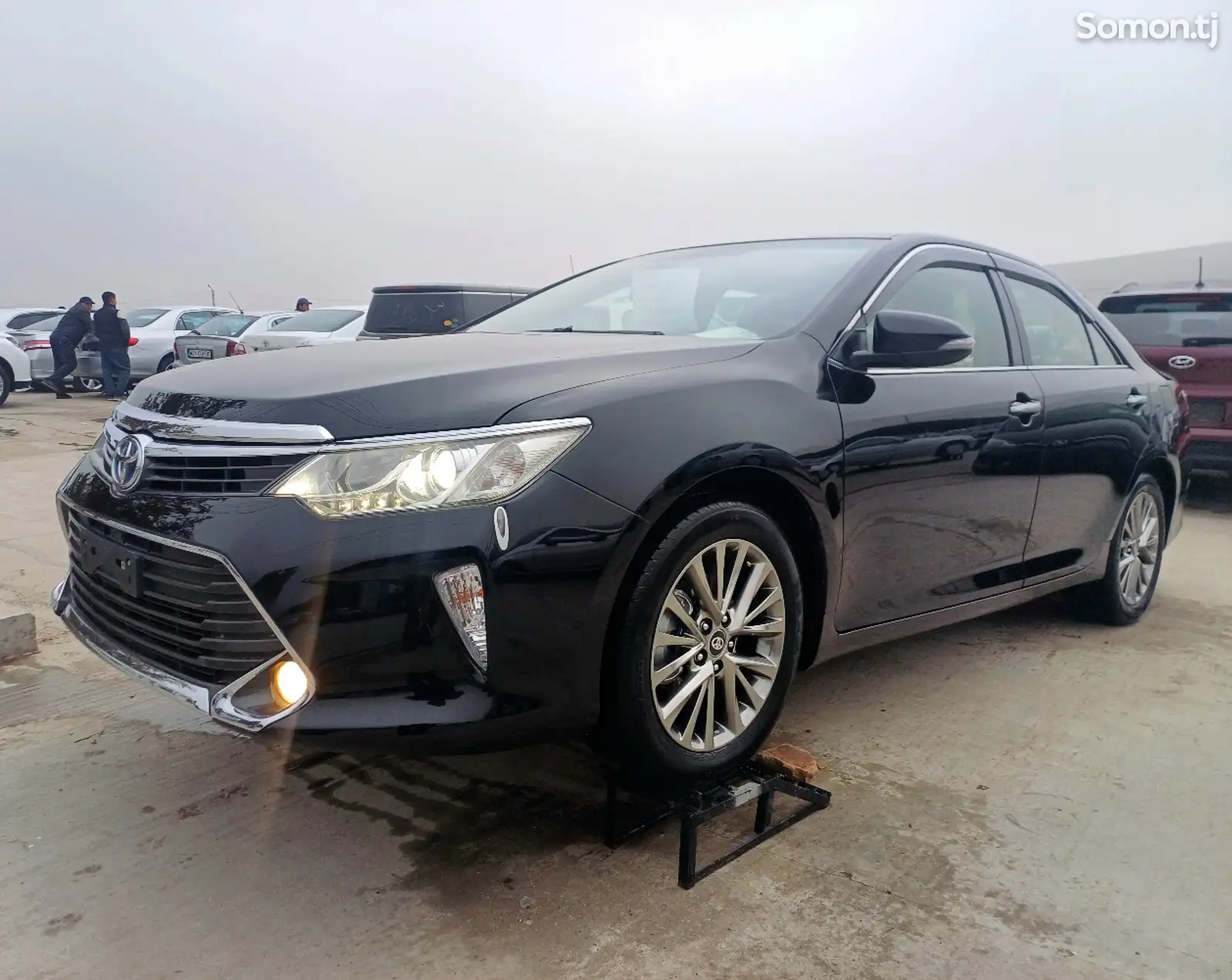 Toyota Camry, 2016-1