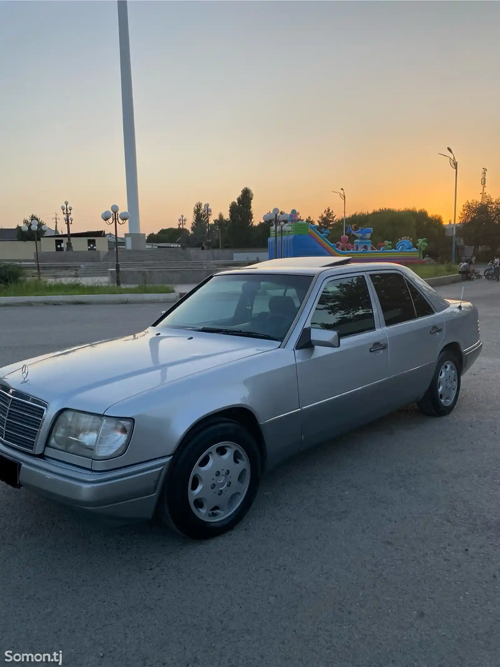 Mercedes-Benz W124, 1993-3