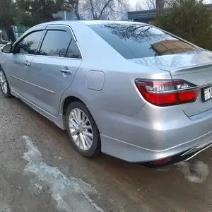 Toyota Camry, 2015