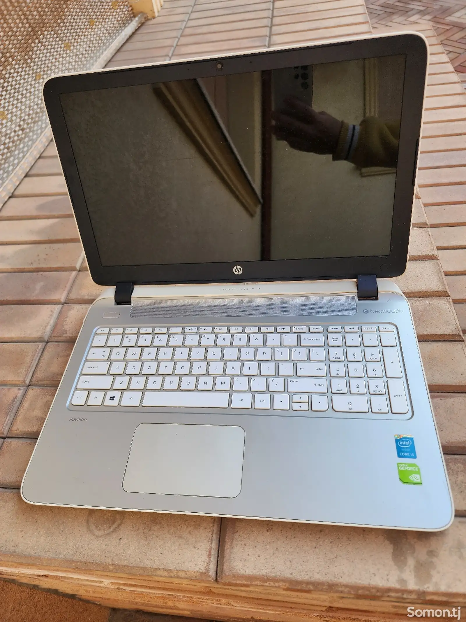 Ноутбук HP Pavilion i5-4210U-1