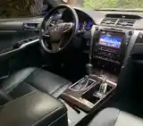 Toyota Camry, 2017-5