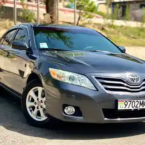 Toyota Camry, 2011