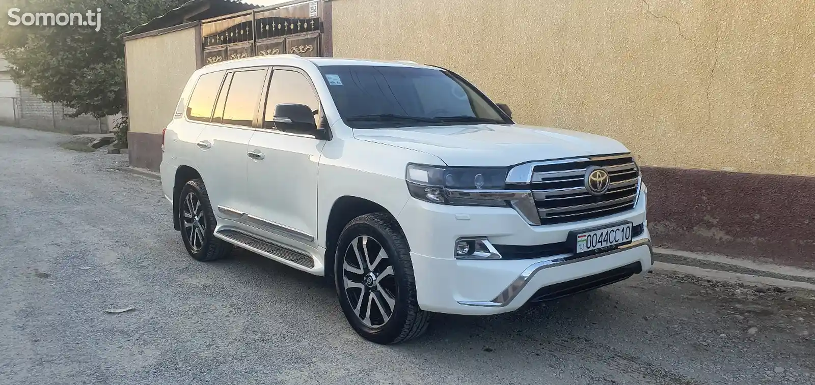 Toyota Land Cruiser, 2018-1