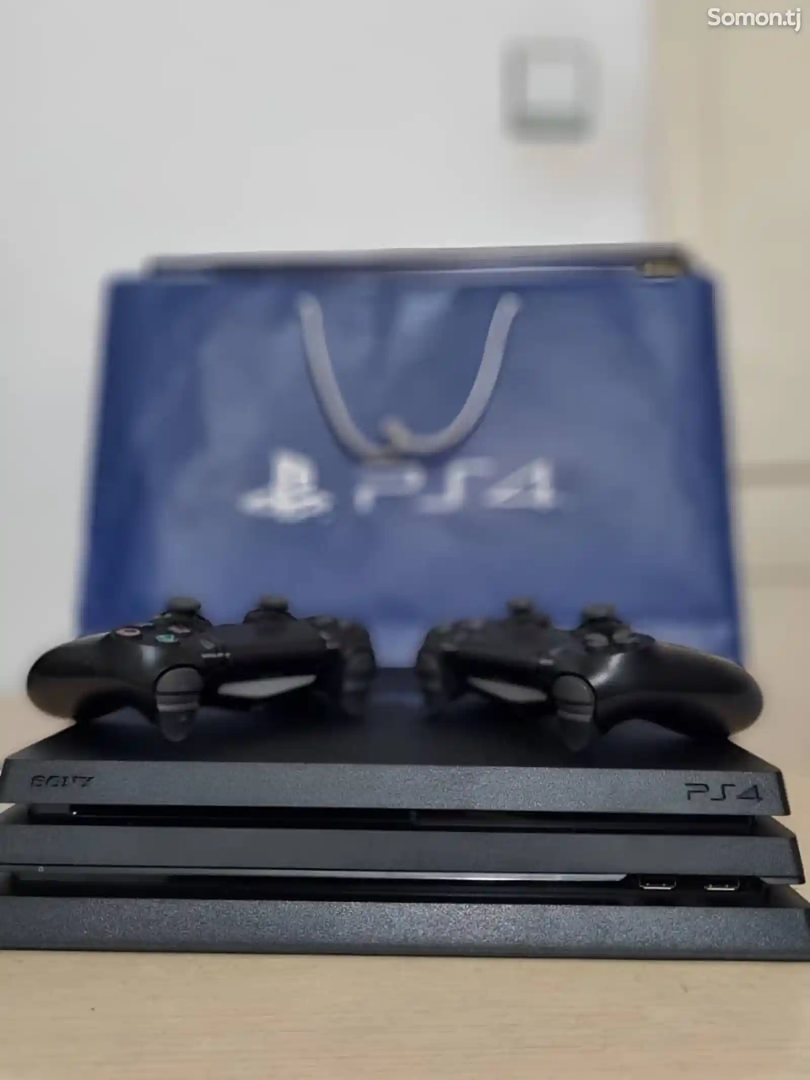 Игровая приставка playstation 4pro-3