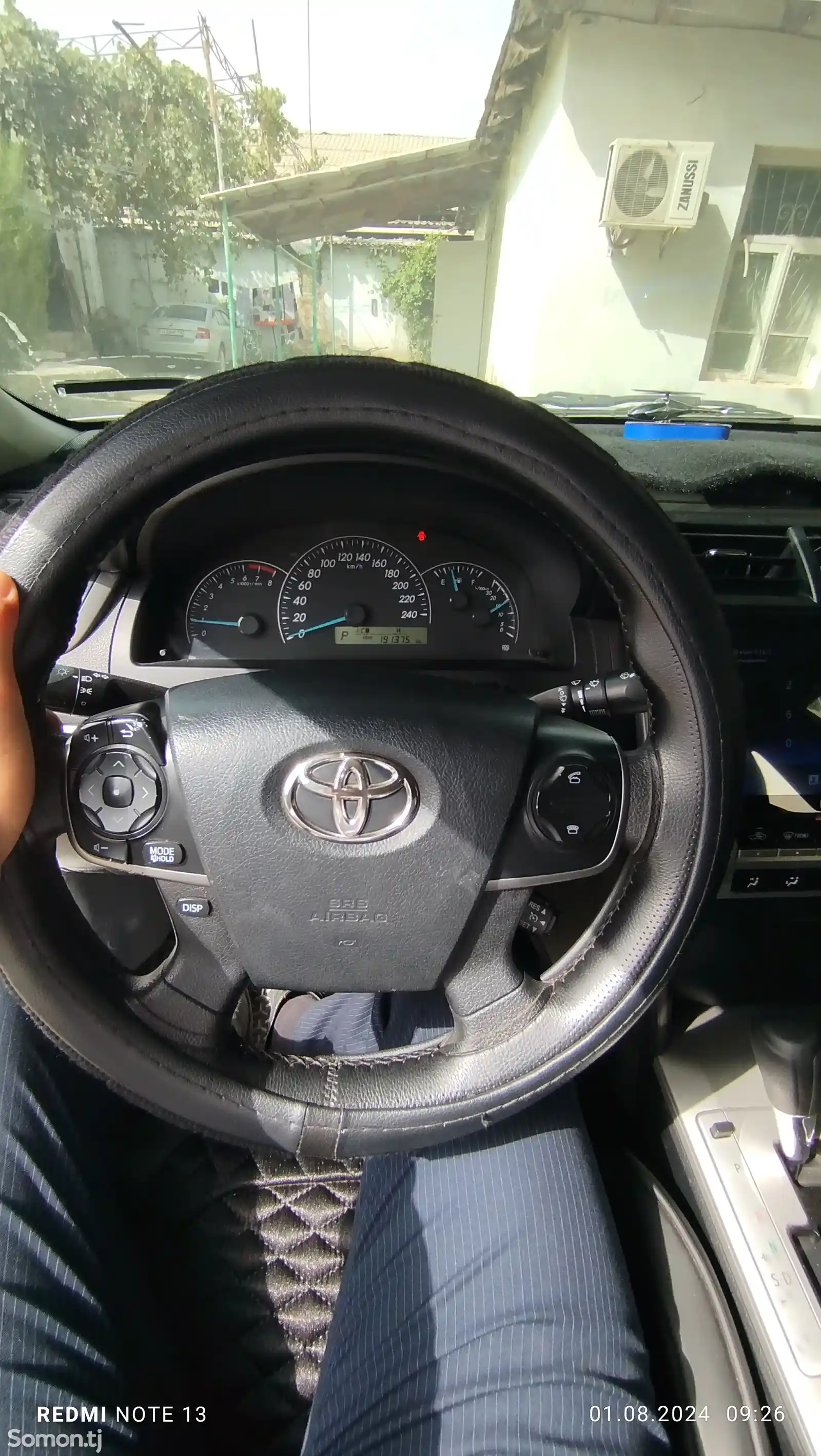 Toyota Camry, 2013-11