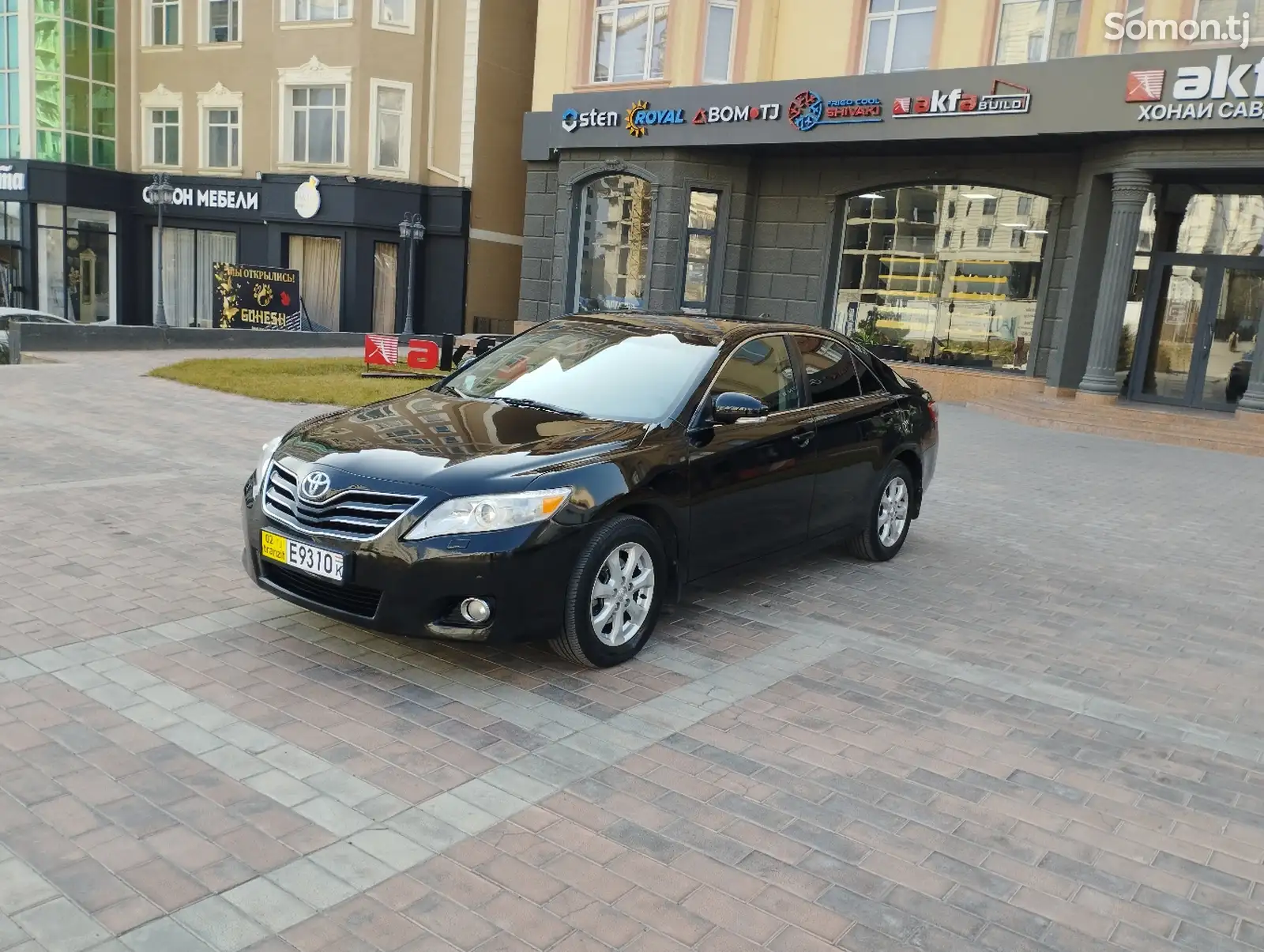 Toyota Camry, 2010-1