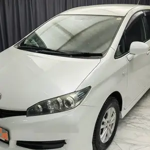 Toyota Wish, 2006