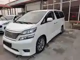 Toyota Vellfire, 2014-2