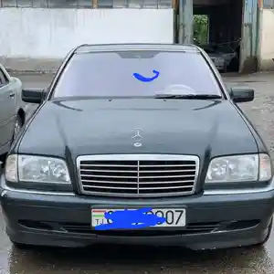 Лобовое стекло фиолетовый на Mercedes-Benz W202