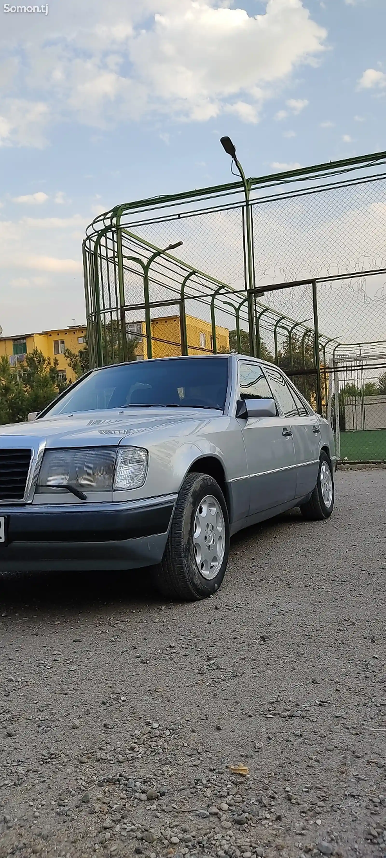 Mercedes-Benz W124, 1993-6