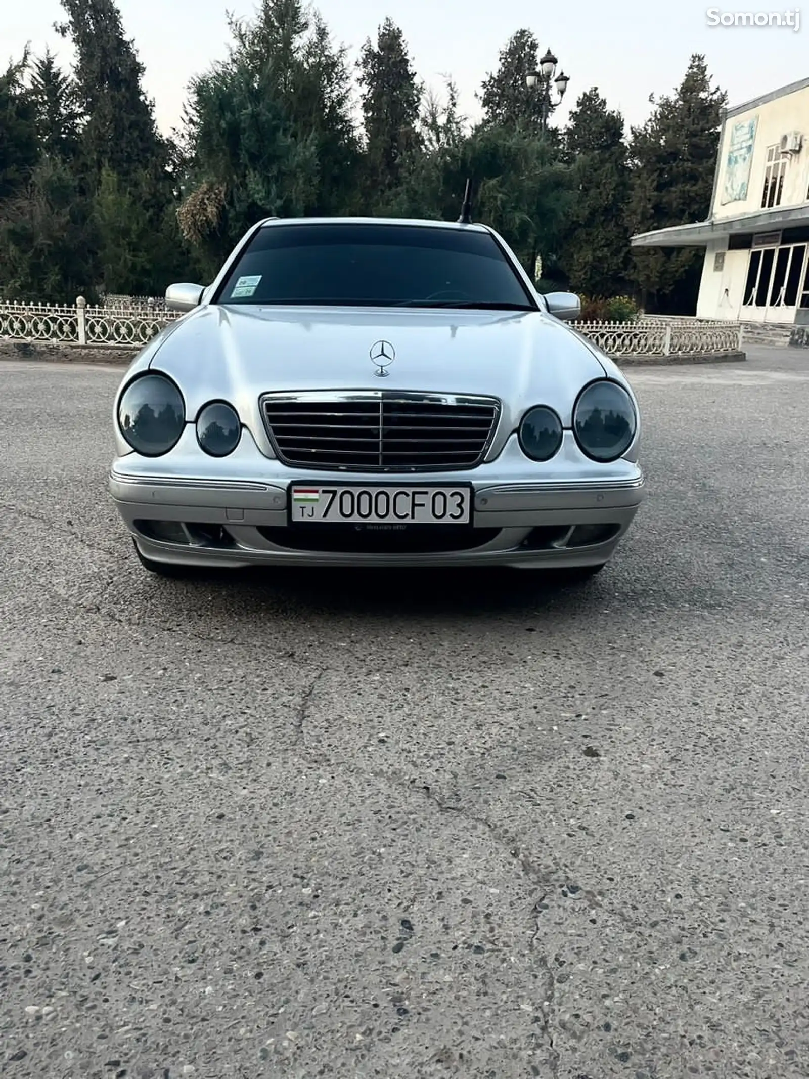 Mercedes-Benz E class, 2000-3