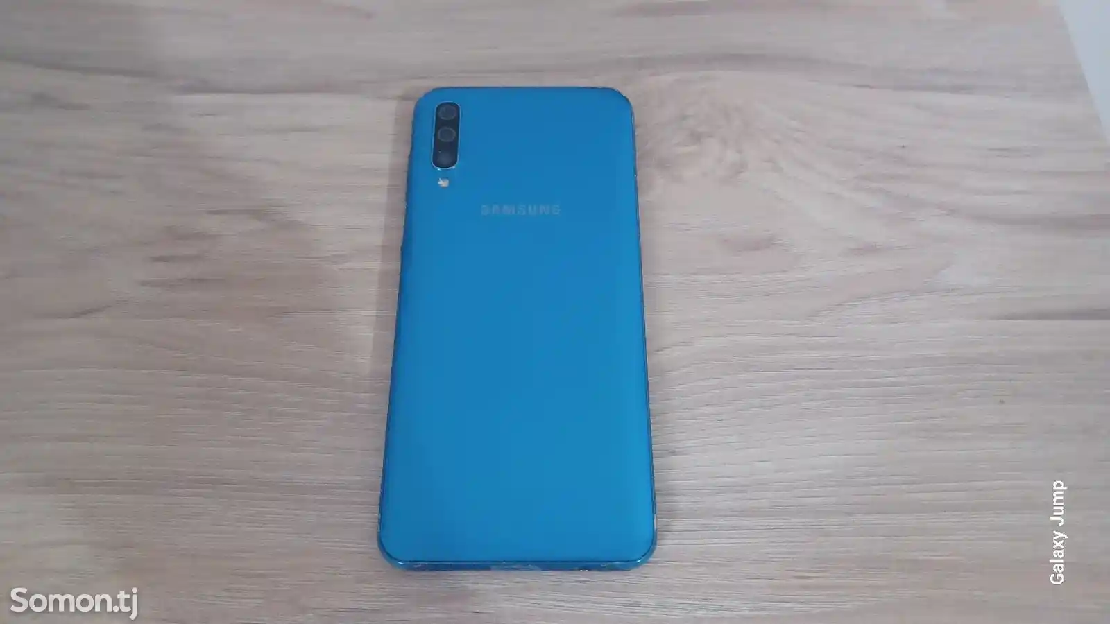 Samsung Galaxy A50-2