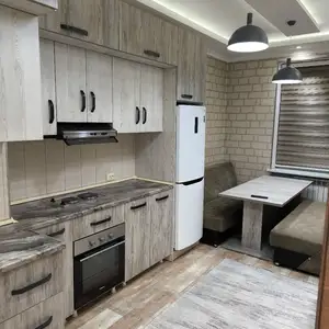 1-комн. квартира, 17 этаж, 47 м², Фирдавси