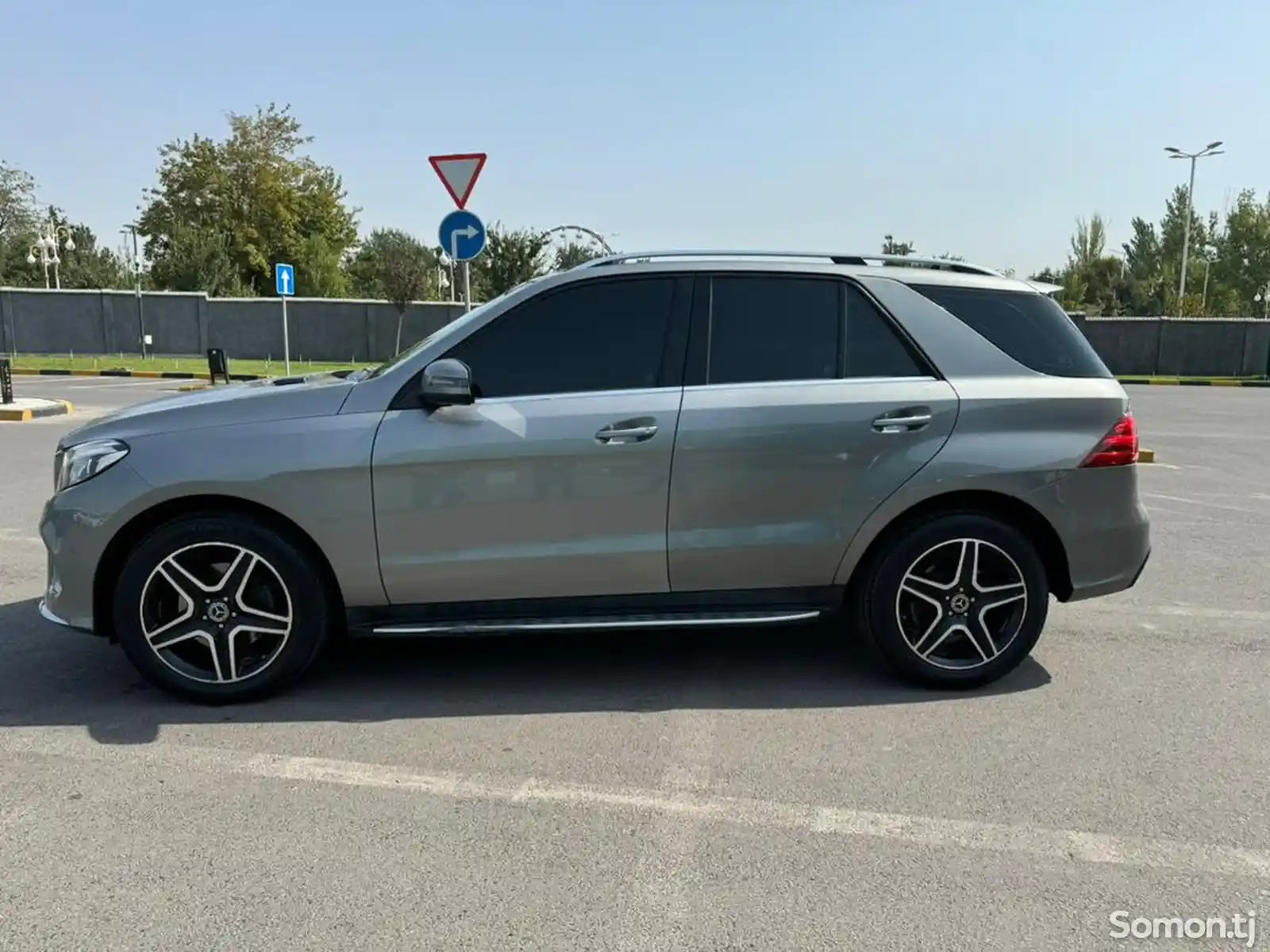 Mercedes-Benz GLE class, 2016-4