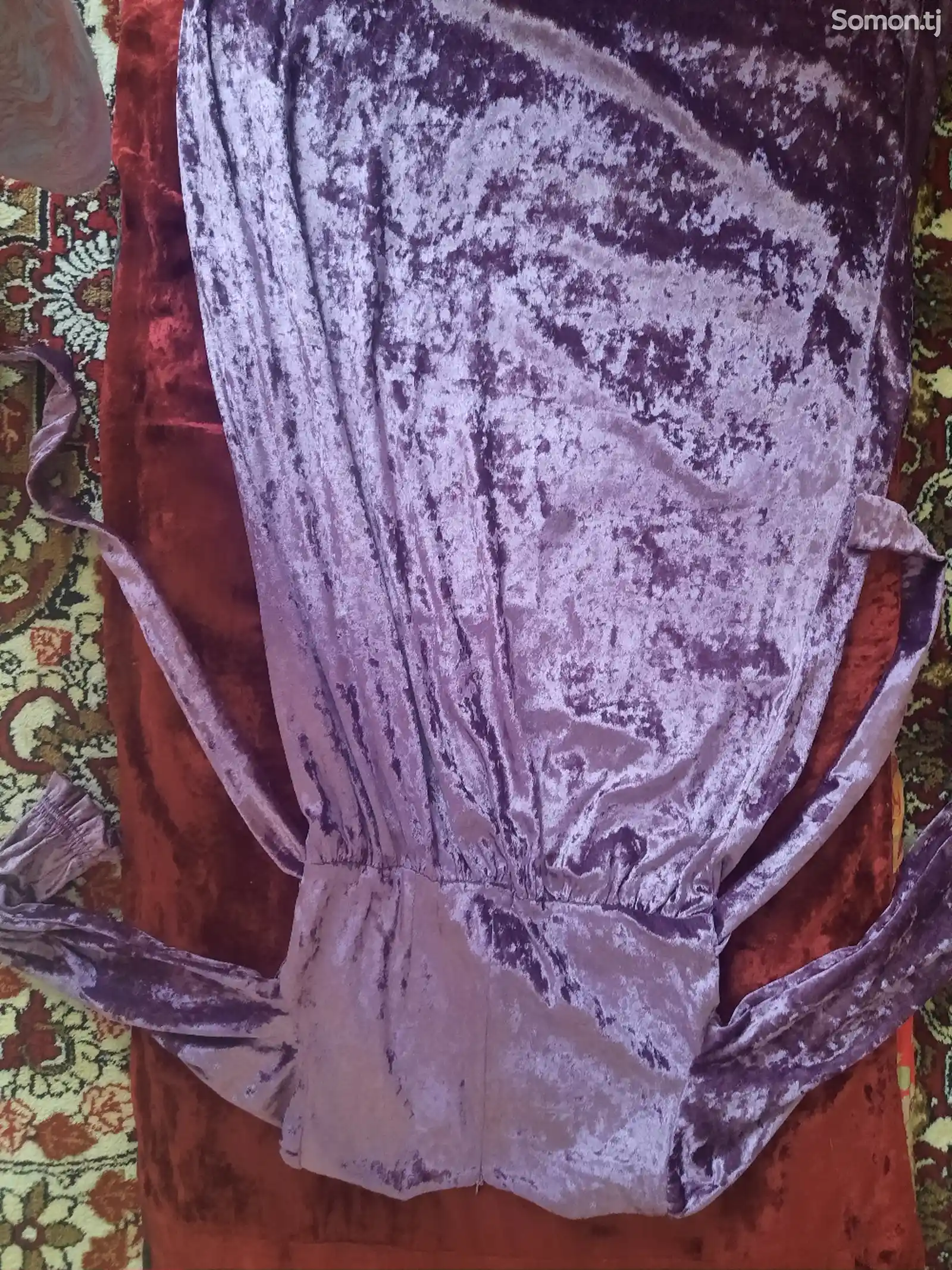 Велюровое платье-2