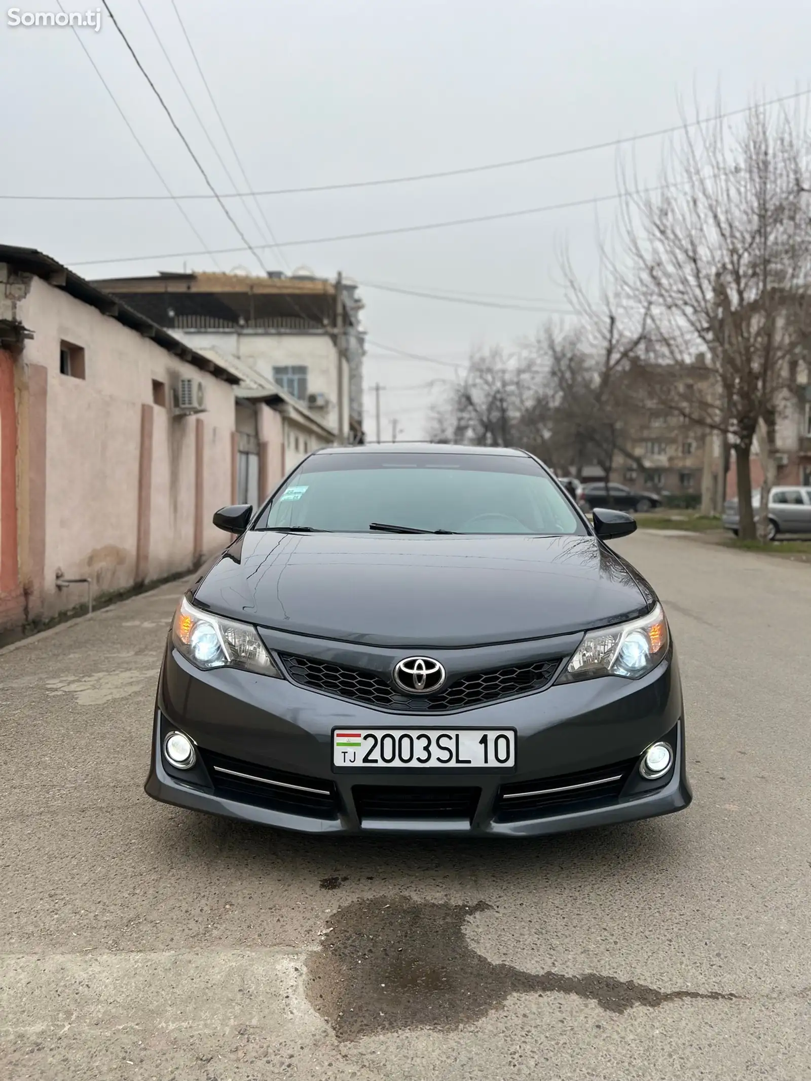 Toyota Camry, 2012-1