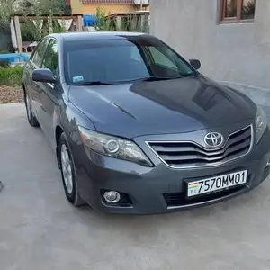 Toyota Camry, 2011