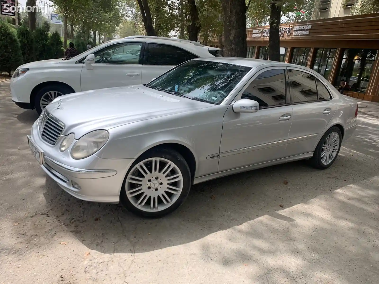 Mercedes-Benz E class, 2004-3