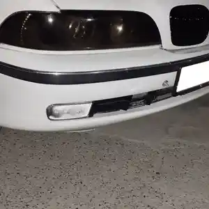 Передний бампер от BMW E39