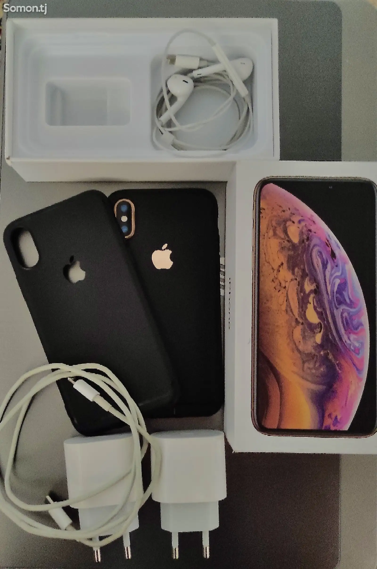 Apple iPhone Xs, 64 gb, Gold-1