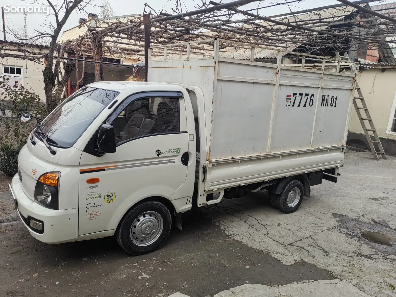 Бортовой автомобиль Hyundai Porter, 2010-1