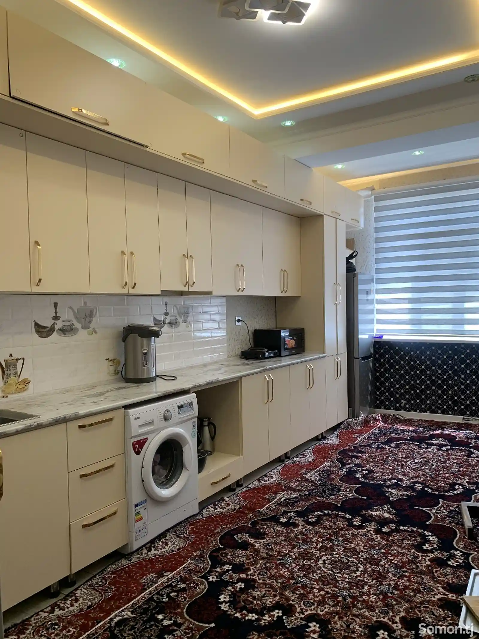 3-комн. квартира, 6 этаж, 92 м², Сино, Испечак 14-10