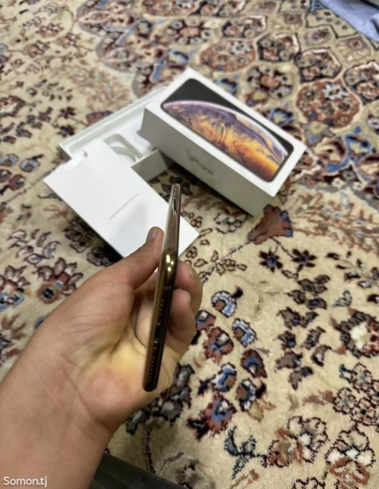 Apple iPhone Xs Max, 64 gb, Gold-6