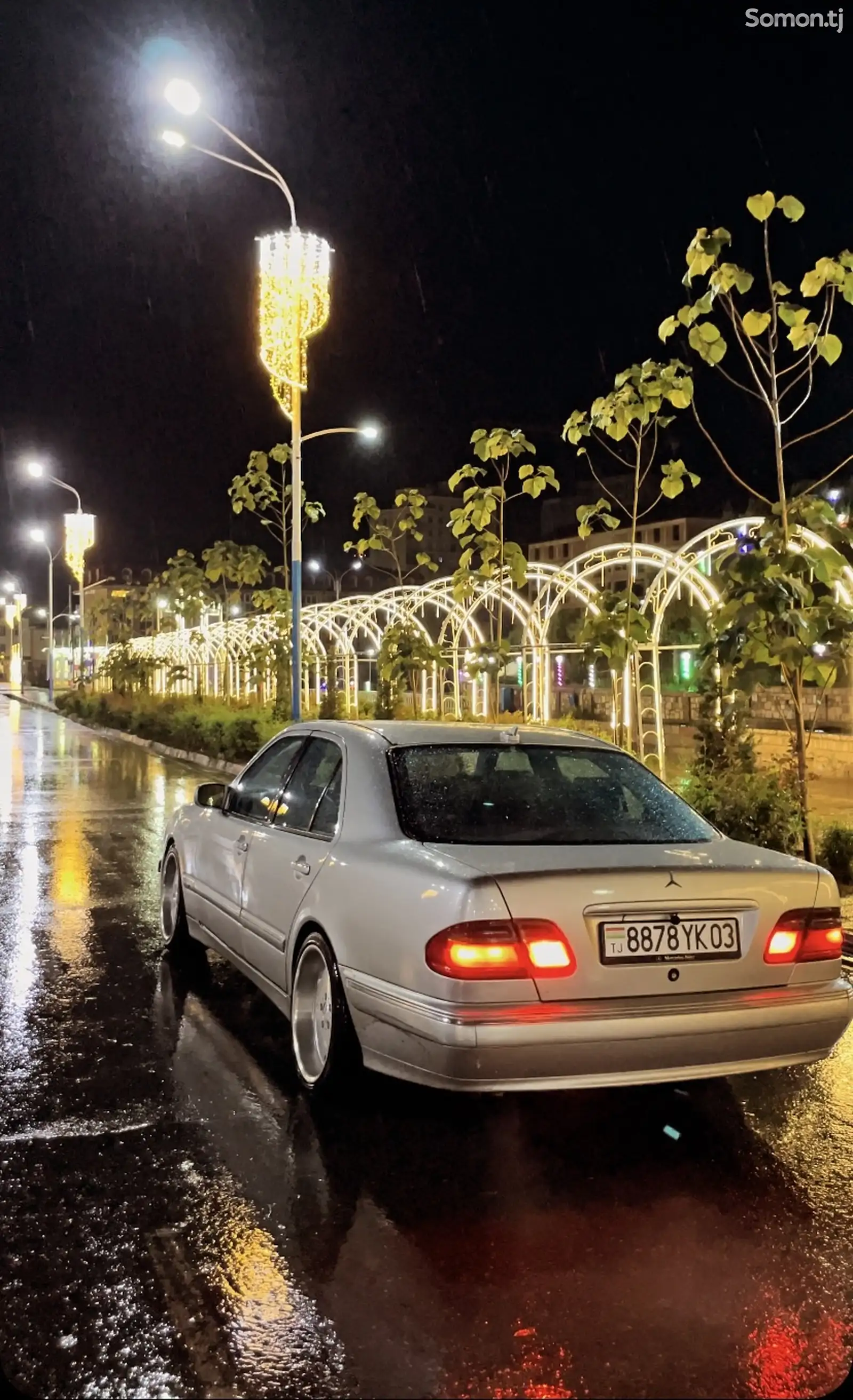 Mercedes-Benz E class, 2000-1