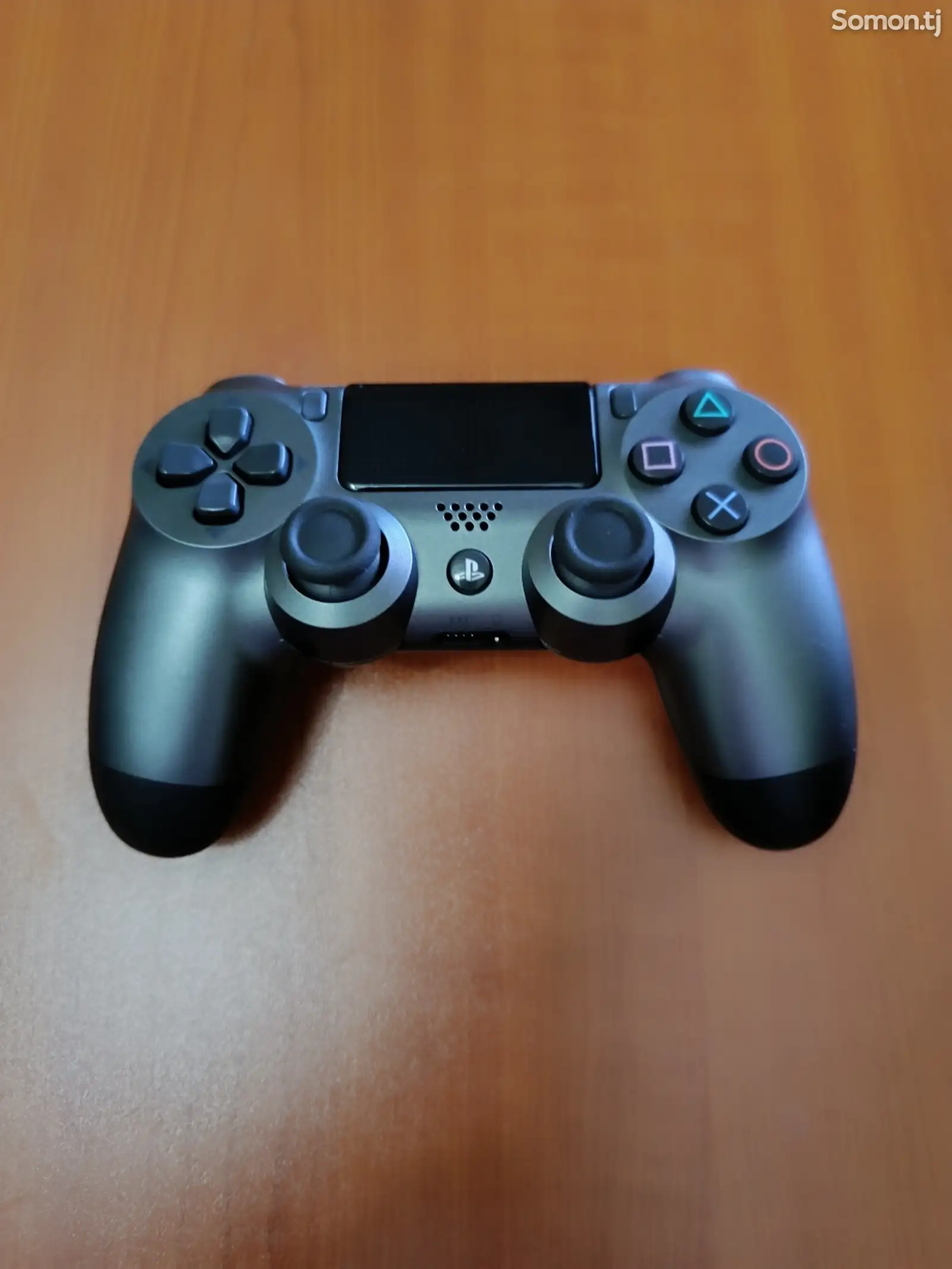 Джойстик Playstation 4 Pro-1