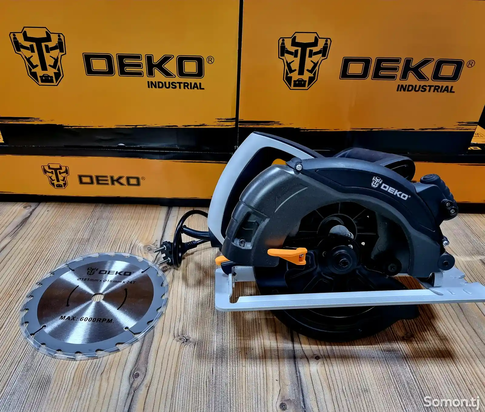 Циркулярная пила - лазерная 1600W Deko DKCS1600-1