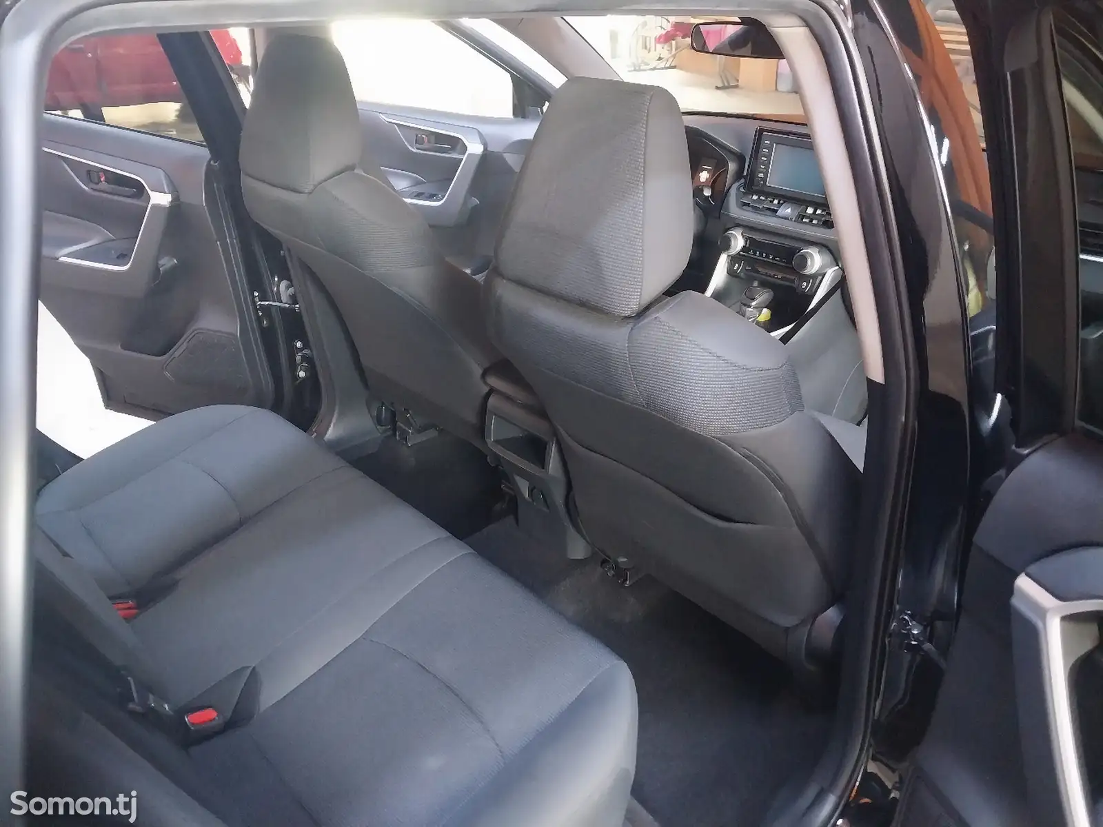 Toyota RAV 4, 2019-10