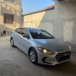 Hyundai Elantra, 2017