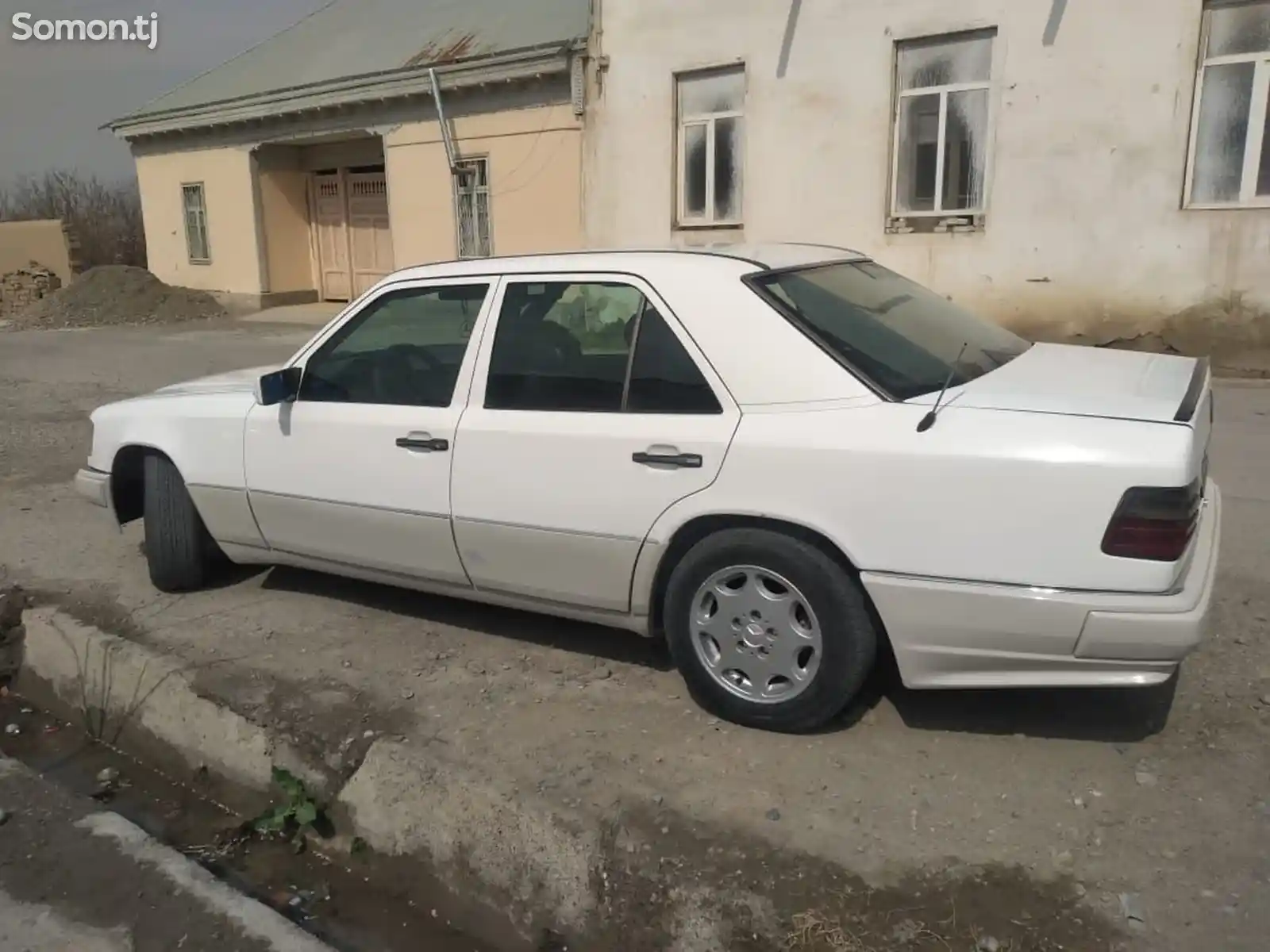 Mercedes-Benz W124, 1994-9