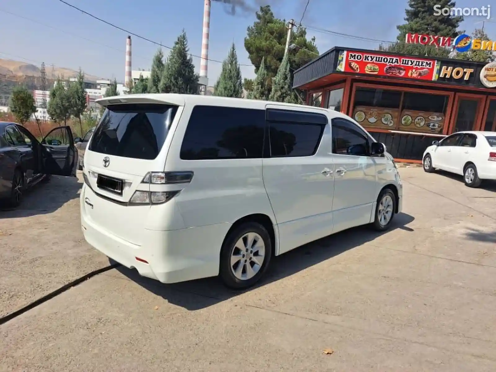 Toyota Vellfire, 2009-12