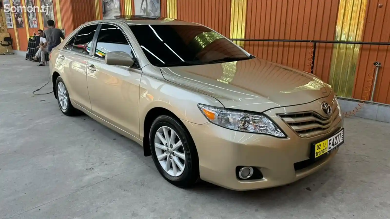 Toyota Camry, 2010-1