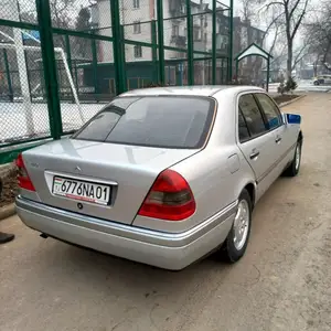 Mercedes-Benz C class, 1993