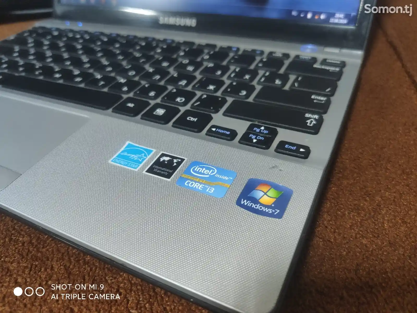 Ноутбук Samsung core i3-2