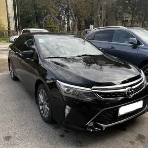 Toyota Camry, 2017