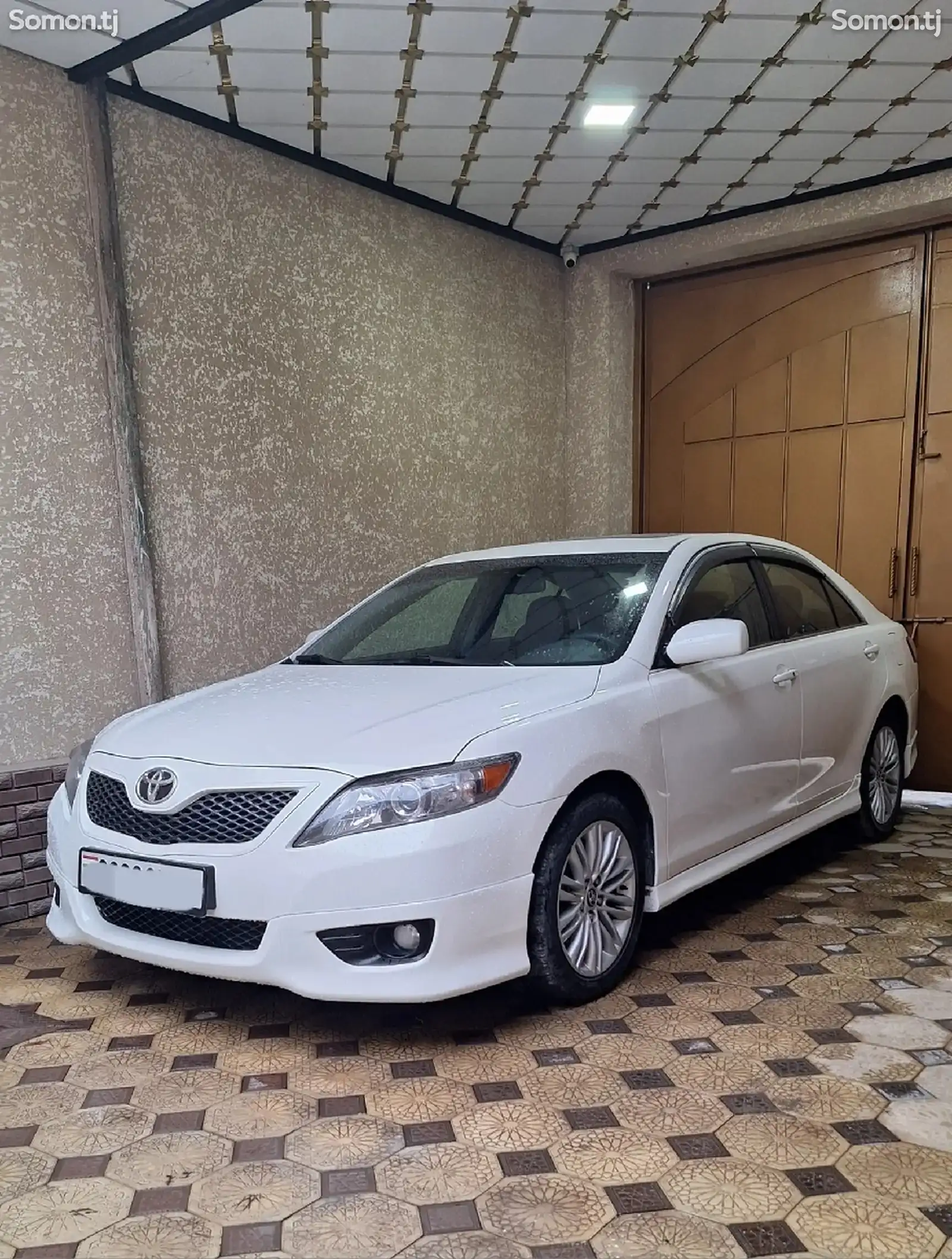 Toyota Camry, 2011-1