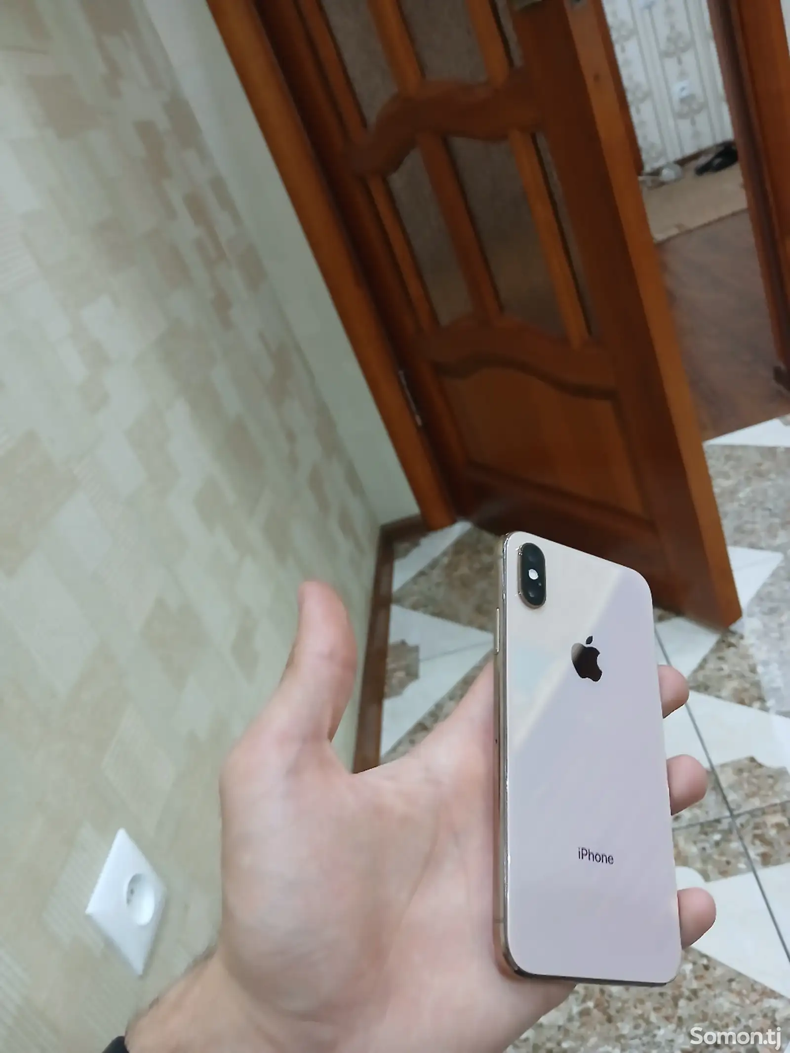 Apple iPhone Xs, 128 gb, Gold-3