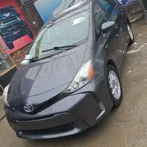 Toyota Prius, 2015