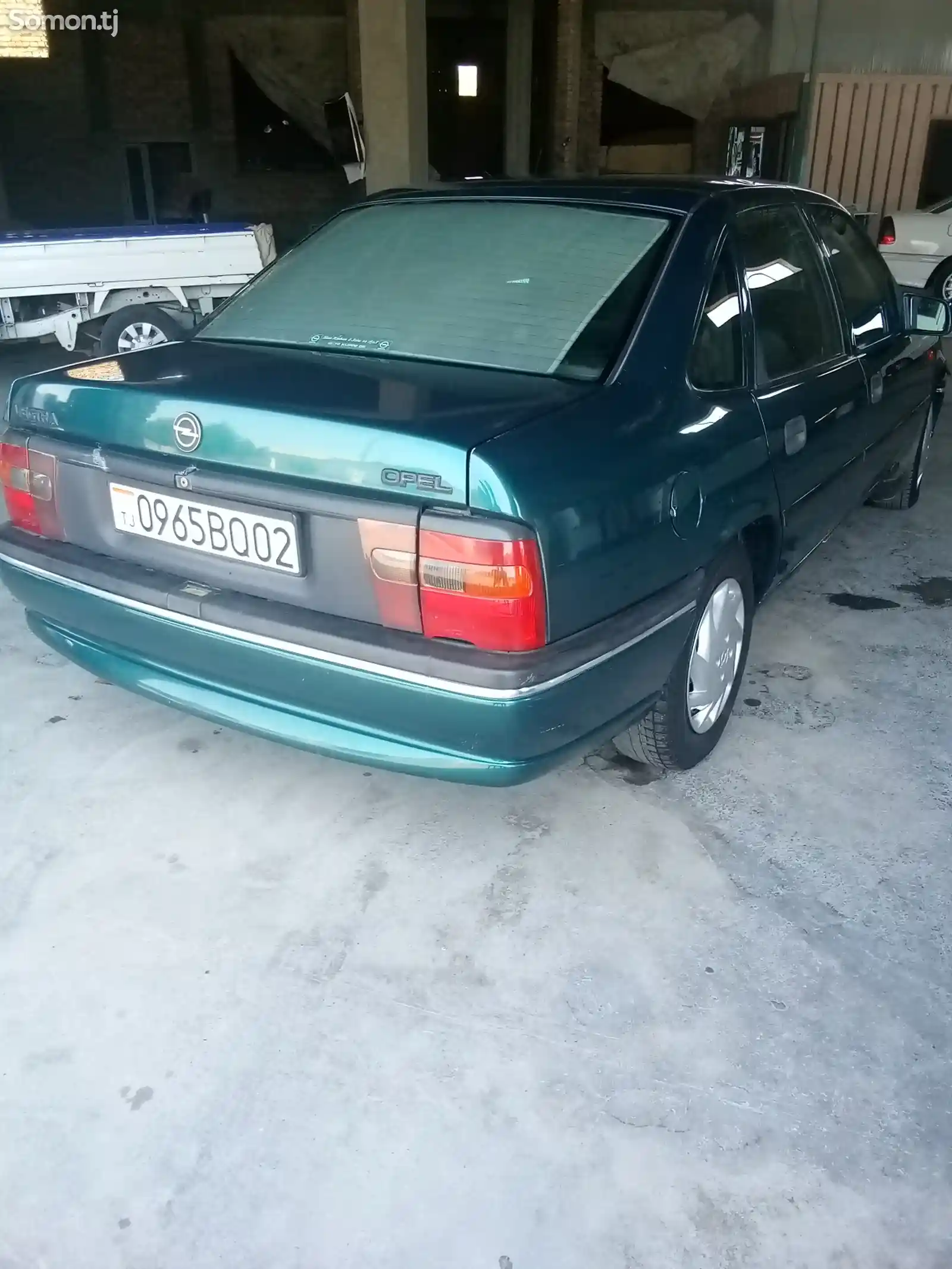 Opel Vectra A, 1994-1