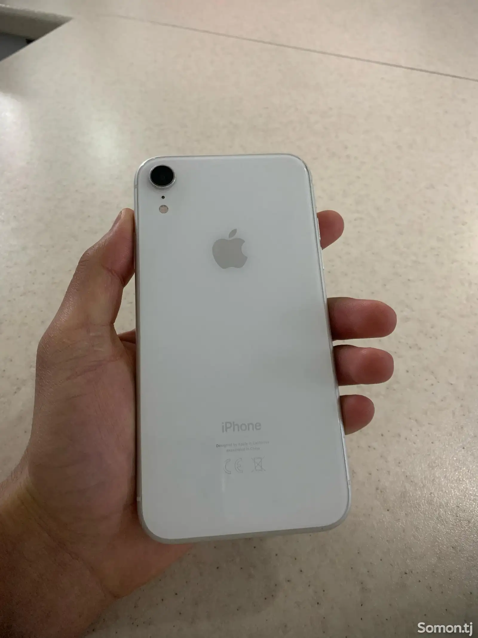 Apple iPhone Xr, 64 gb, White-1