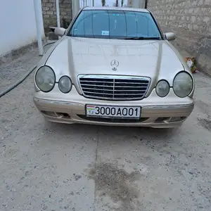 Mercedes-Benz E class, 2001