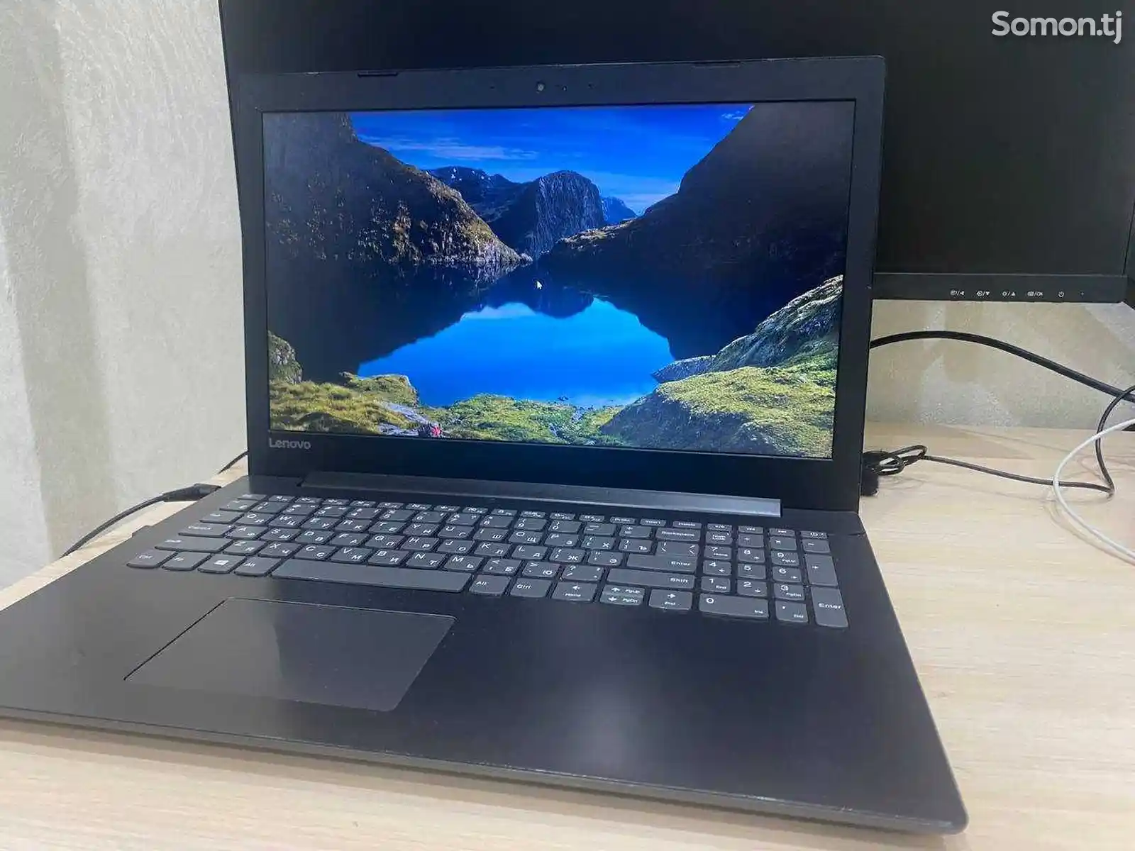 Ноутбук Lenovo 81D1-4