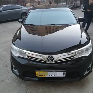 Toyota Camry, 2013