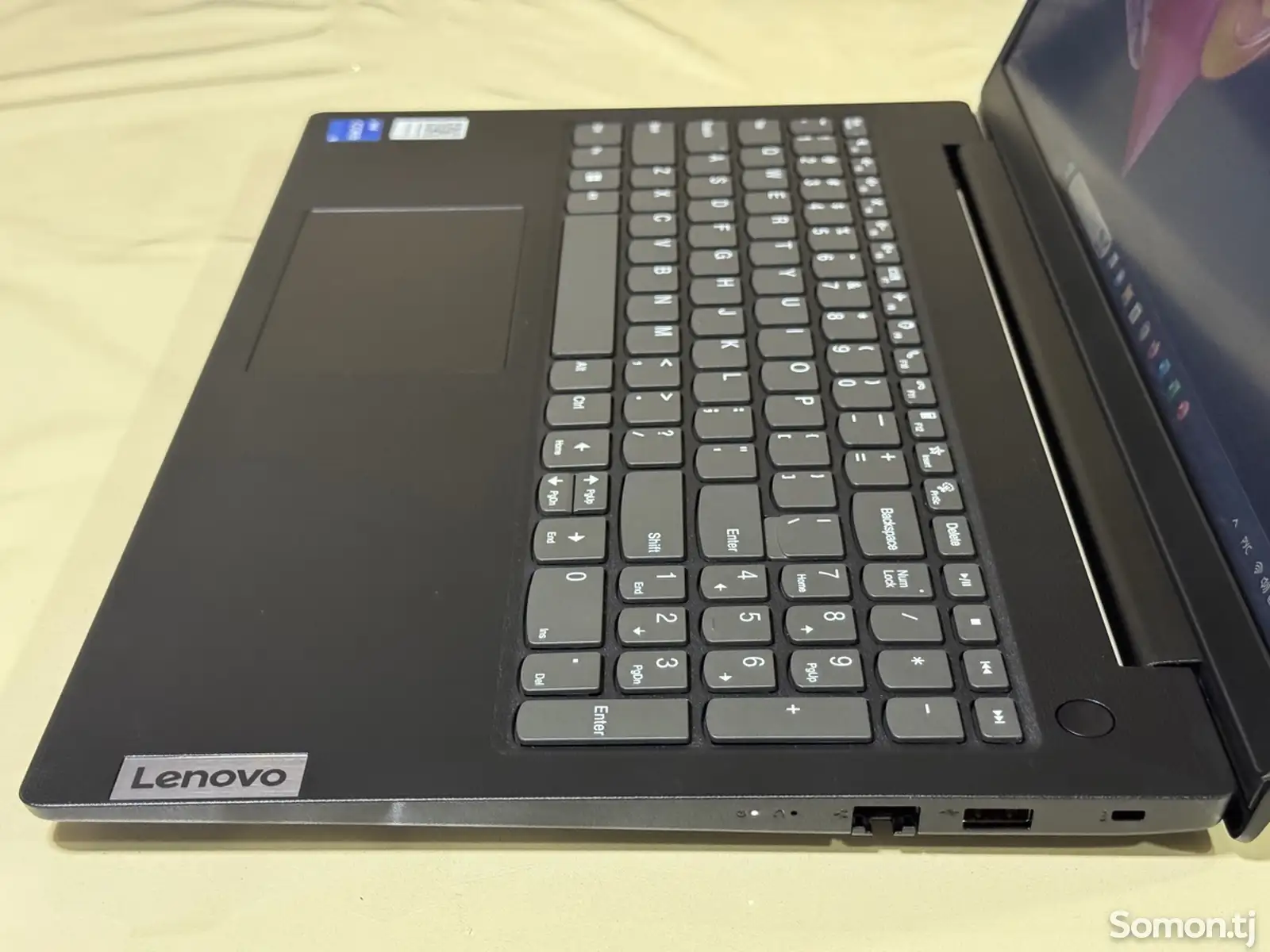 Ноутбук Lenovo V15 G2 i5-11gen-4